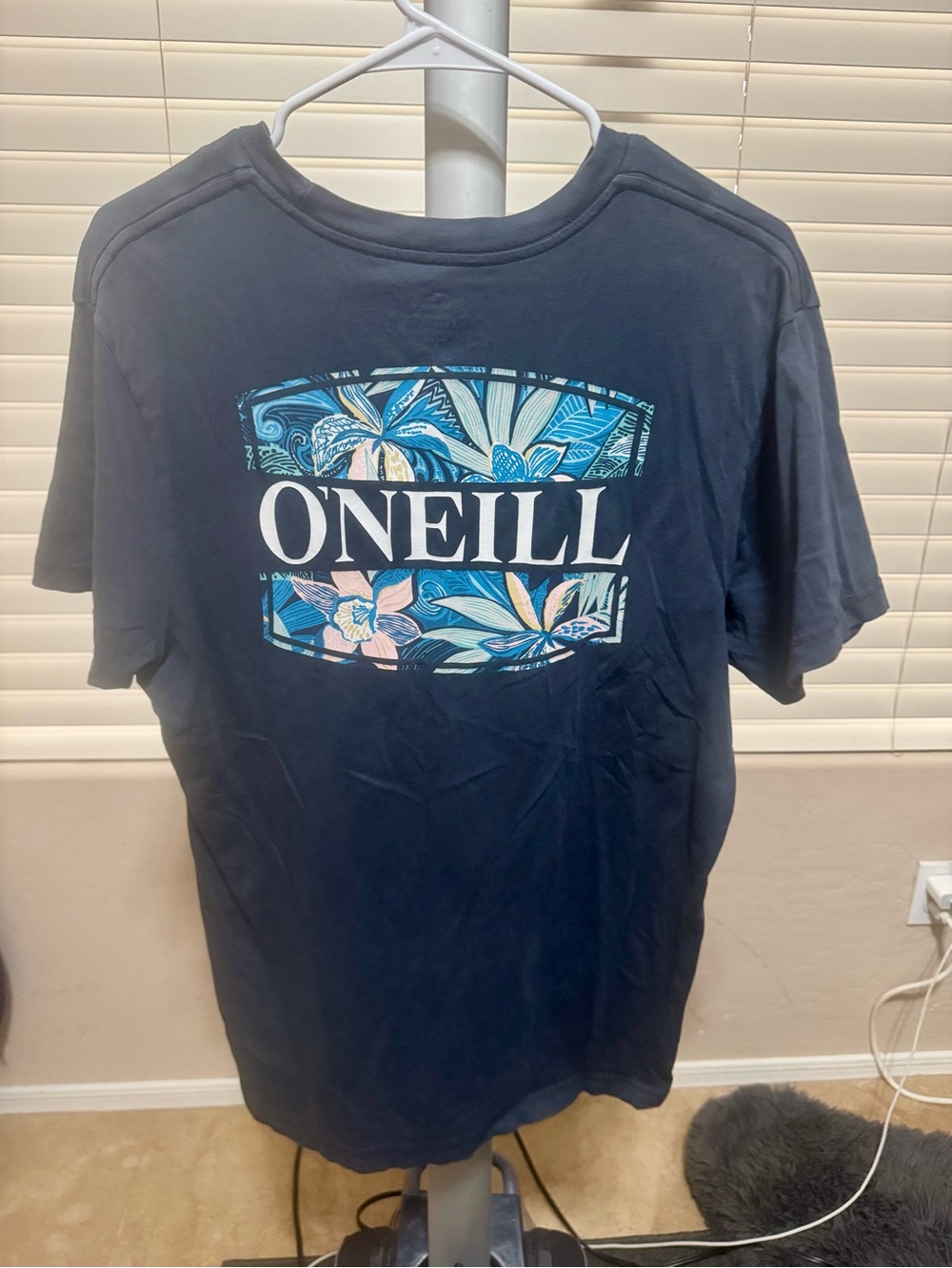 O’Neill Men’s Medium Navy Graphic Surf Tee Standard Fit